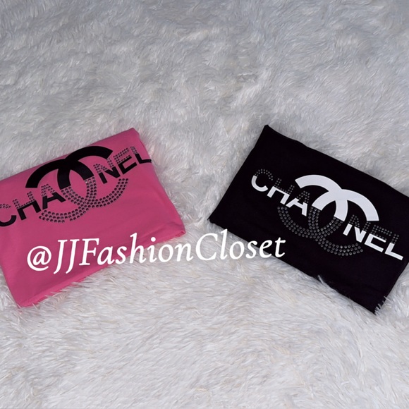 Cute NIP Graphic T-Shirt 🩷🖤 - Picture 7 of 7